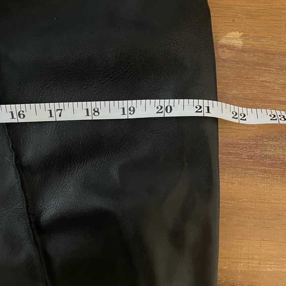 Ted Baker London Faux leather trousers pants Size 5 or US 12 - Picture 9 of 10